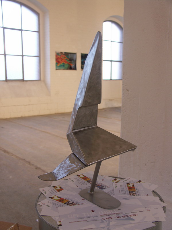 041212_offthewall04_11